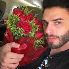 grace hackett On Threads