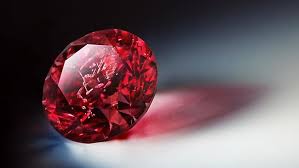 Adaptación de la leyenda mexicana (azteca). Kaia Joyas El Diamante Rojo