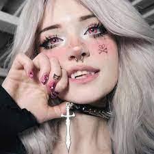 Sasha Ball's Instagram, Twitter & Facebook