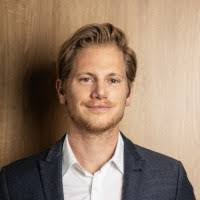 Felix Oliver's Instagram, Twitter & Facebook