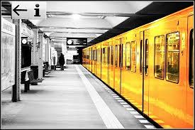 Foto U Bahn Berlin Deutschland Berlin Geo Reisecommunity Bahn Berlin Berlin Ubahn U Bahn