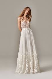 We did not find results for: Brautkleider Trends 2021 Das Sind Die Schonsten Hochzeitskleider Brautkleid Hochzeitskleider Spitze Schone Hochzeitskleider