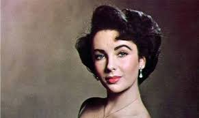 Elizabeth Taylor : Muse éternelle de la Mode Vintage