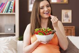 7 Alimentos Que No Debes Comer Durante El Embarazo Fotos Ser Padres