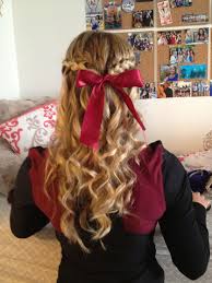There are so many cute girls hairstyles that we feel like it is our duty to share some with you. Pin By Nicole Martindale On Hair Cute Cheer Hairstyles Cheerleading Hairstyles Cheer Hair