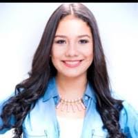 Yaritza Camarena's Instagram, Twitter & Facebook