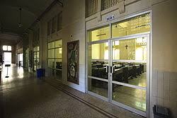 Seperti yang dapat kamu lihat, kesalahan pertama yang. Sma Katolik St Louis 1 Surabaya Wikipedia Bahasa Indonesia Ensiklopedia Bebas