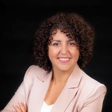 Daphne Mathews's Instagram, Twitter & Facebook