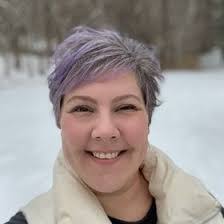 Danielle Malinowski's Instagram, Twitter & Facebook