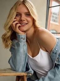 Locke Management : LOREN KING