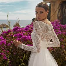 Sie können zwischen langen oder kurzen brautkleidern, strandhochzeitskleidern, brautkleidern in übergrößen. Marie Braut Und Festmoden Gmbh Designer