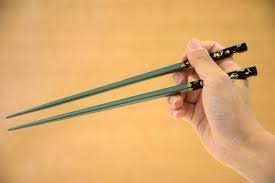 Once you know how to use chopsticks well, you'll find that they are a very versatile utensil. How To Use Chopsticks And 5 Tips On Good Basics Manners Matcha Japan Travel Web Magazine