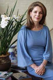 rainha noor em uma entrevista na virginia lente de pesca agencia de noticias ammon queen noor royal beauty royal wedding gowns