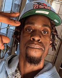 If they smiling I'm fine everything else a breeze 🖤🖤 #S&M