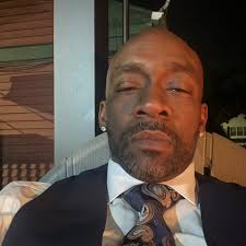 This is 50 cent when he lost all that weight for a movie