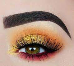 Pin De Alessa Martz En Maquillaje Amarillo Consejos De Maquillaje Maquillaje De Ojos Rojos Maquillaje De Ojos