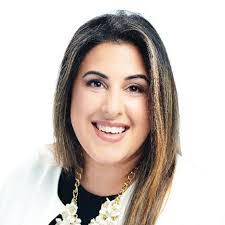 Elizabeth Audette's Instagram, Twitter & Facebook