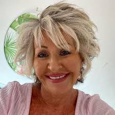 Robin Raper's Instagram, Twitter & Facebook