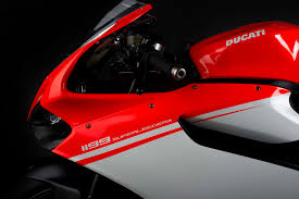 Officially Official: Ducati 1199 Superleggera - Asphalt & Rubber
