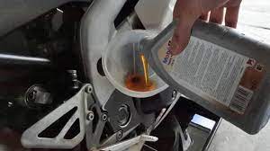 How much to change motorcycle oil. How To Change Your Motorcycle Oil