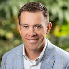 After almost 15 years at Grainger, the time has come for me to hang up my  red quarter zip. As I think about the time I've spent there and the people  I've