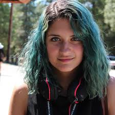 Our Navajo Weaving I + II workshops are taught by master Navajo weavers Barbara  Teller Ornelas and Lynda Teller Pete, originally from Two Grey Hills and  Newcomb, NM. Sisters Barbara and Lynda