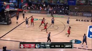 Meyers leonard has spent the nba's resumption at disney world standing for what he believes in. Ap Interview Heat S Leonard Stands For Anthem Explains Why Abc News