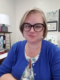 Congratulations, to new Tennessee Online Public School Principal Dr. Kari  Eubanks! Dr. Eubanks has been with TOPS since it opened its virtual doors  in 2012. Beyond teaching English, she has worked side-by-side