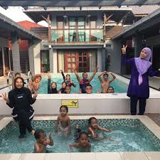 Waktu saat ini parit bilal desa, keluharan. Kamar Tamu Homestay Batu Pahat Johor