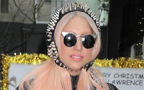 Pop Star Lady Gaga Defies Threats in Manila Concert