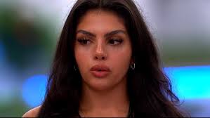 how the episode coming back to the villa should go :