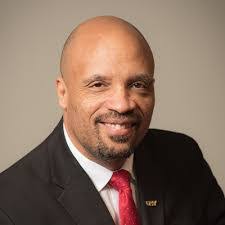 Glenn Provost's Instagram, Twitter & Facebook