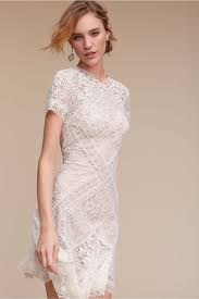 Modern Chic Short Wedding Dresses That Are Stealing The Show Modern Short Wedding Dress Getaway Dress Trendy Dresses Formal