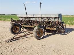 Operator parts manual for john deere van brunt fb117a fb137a grain drill catalog. John Deere Van Brunt Grain Drill W Small Seeder Bigiron Auctions