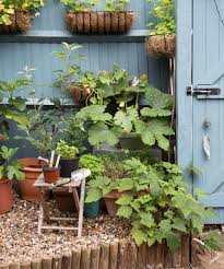 If you are blessed to have a free garden landscape in the form of a patio or gravel, a kind of small stones and pebbles is the trend going on when it comes to decorating your garden landscape. Garden Landscaping Ideas How To Plan And Create Your Perfect Garden