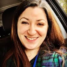 Laura Sharp Minicucci (@lsminicucci)