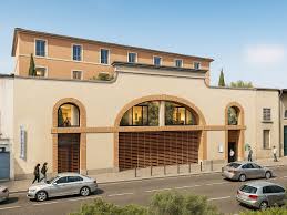 Whereispoppie she was wearing the black dress on the day prior