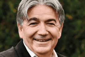 Adolfo Domínguez se alía con Pyratex para innovar y sumar sostenibilidad a  sus colecciones