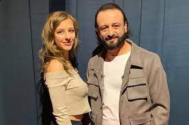 We did not find results for: Liza Arzamasova I Ilya Averbuh Vpervye Vyshli V Svet Kak Para I Rasskazali O Svoem Romane Spletnik