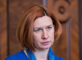 Lavly Perling astus Parempoolsete toetajaliikmeks