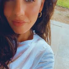 Eva Pimentel updated their profile picture.