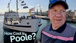 4K HDR Demo,Sandbanks chain ferry crossing