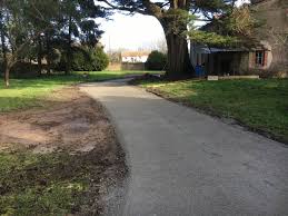 Lac des 3 montagnes à l'avant. Arservices44 Chemin D Acces Voiture Paulx 44270