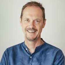 I'm very happy to announce that I have finished my master degree at EUFH.