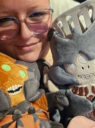 Dear Doctor, With cute faces, these Arknights Dress-up Plushies will surely  enliven any space they're in. Each plushie has a removable coat and cape,  bringing you the joy of dressing them up ~