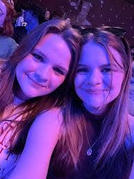 Emma Paschal's Instagram, Twitter & Facebook