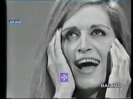 ANNAMARIA IZZO in "La Corriera" dal festival di Pesaro 1970 (raro video)