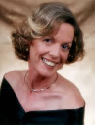 Linda Claus's Instagram, Twitter & Facebook