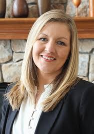 Lindsay Bolton's Instagram, Twitter & Facebook