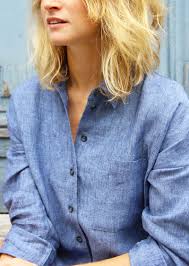 La robe audrette est une robe chemisier courte coupée dans une popeline 100% coton jacquard brodé. Robe Chemisier En Lin Fabriquee Au Portugal Avec Amour By Made More